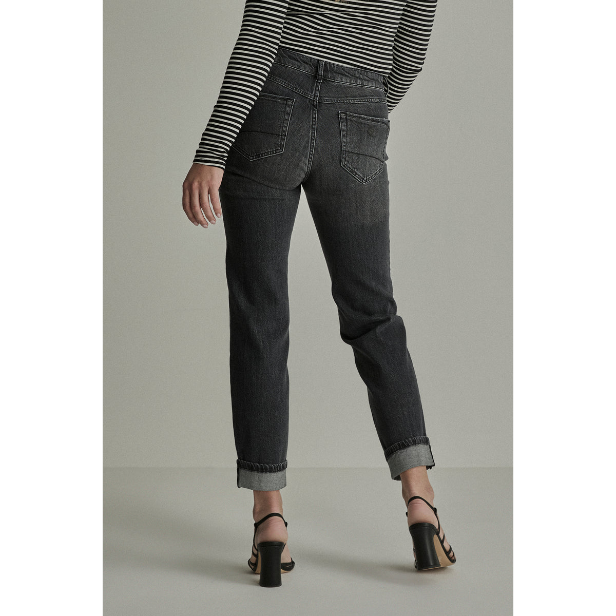 Para Mi Bibi Jeans – Donkergrijze Loose Fit